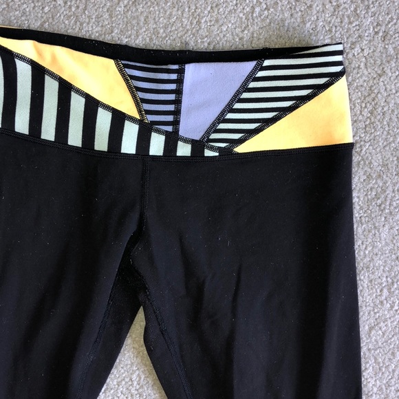 Lulu lemon leggings - Picture 2 of 5